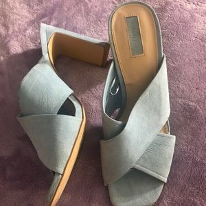 BABY BLUE MULE HEELS ✨👼🏻